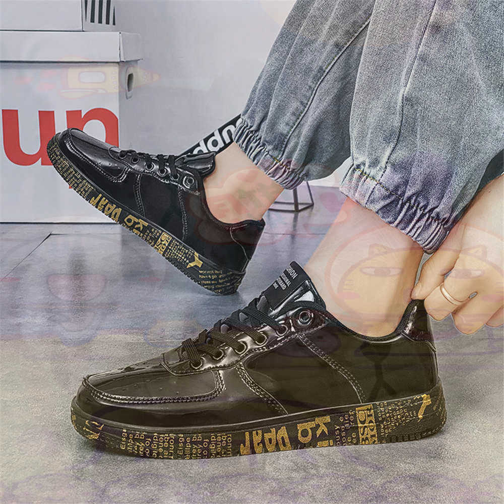 Round Foot Size 45 Sneakers Wh - đánh giá và giá Tech Accessories Designer