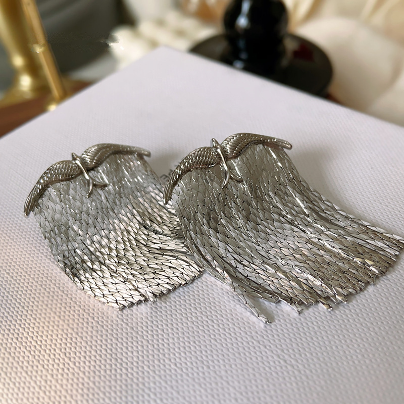 Silver Color Stud Drop Earring - đánh giá và giá Tech Accessories Dropshipping